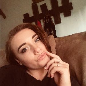 Meet your Posher, Kelsie